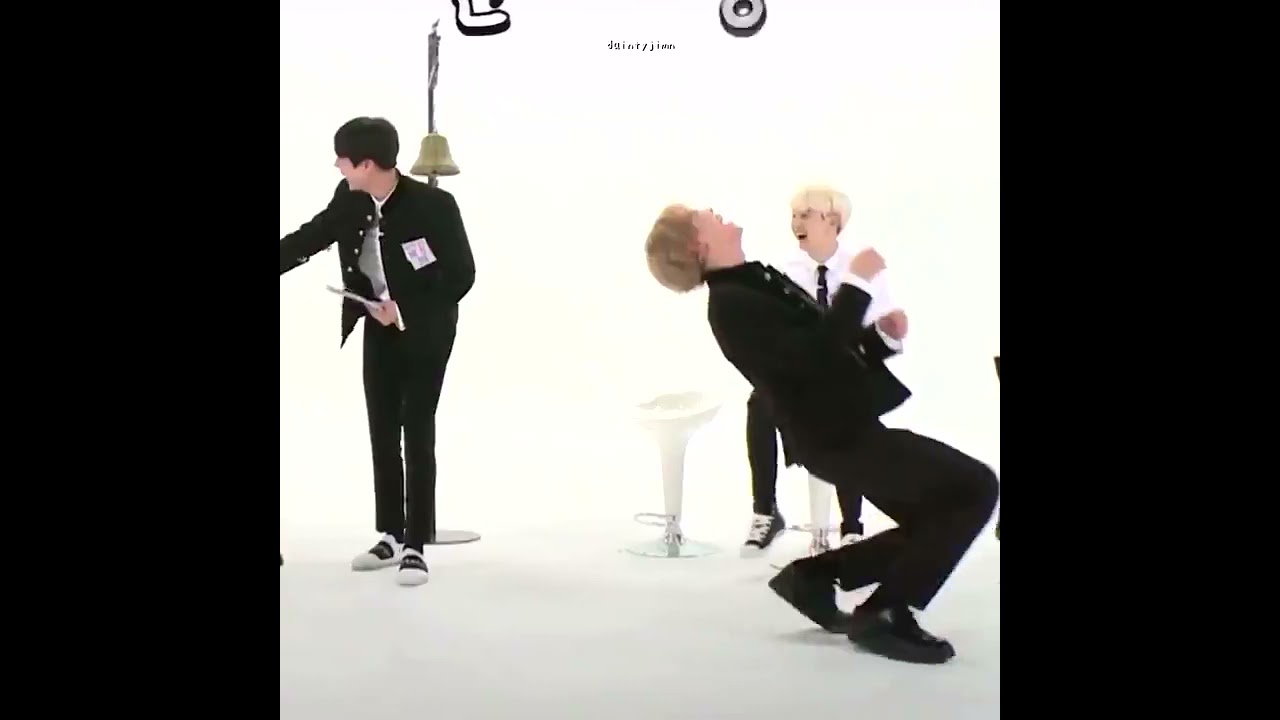 Jimin laughing until he's falling on the floor😂💜