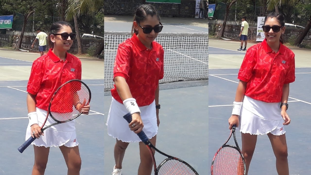 Niti Taylor Playing Tennis At Tennis Premier League