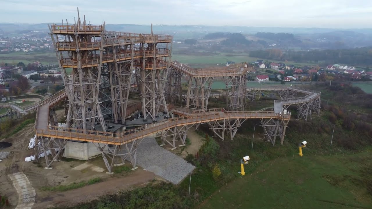 Kurza Góra tubing i wieża widokowa Kurzętnik - Z lotu ptaka 4K 30.10.22