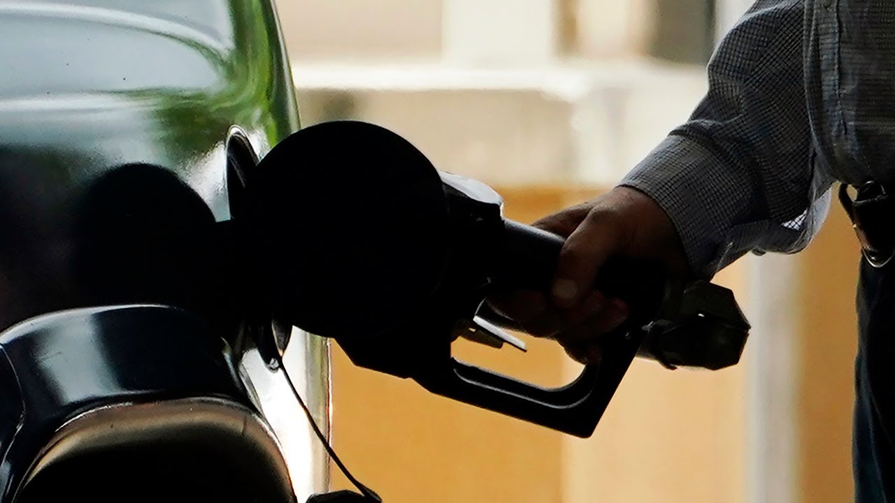 Fourth of July gas prices take an almost unprecedented plunge