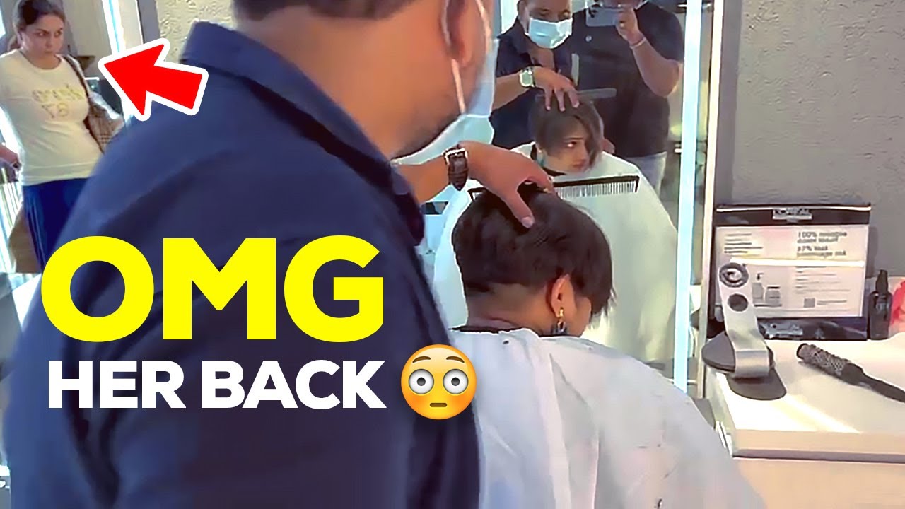 When that lady couldn't stop starring at Neha's new haircut 😅