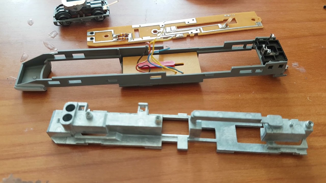 Minitrix BR 401 digitalisieren mit D&H 10 UND FH05