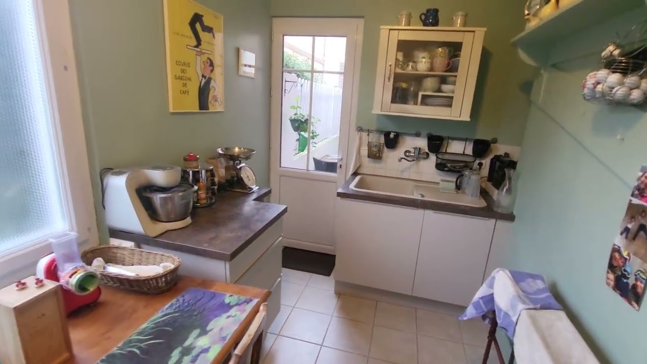 Maison  à vendre à Houlgate. 7 chambres. Plage à 100m. Richard RICOUL SAFTI Houlgate 06 56 88 48 42 