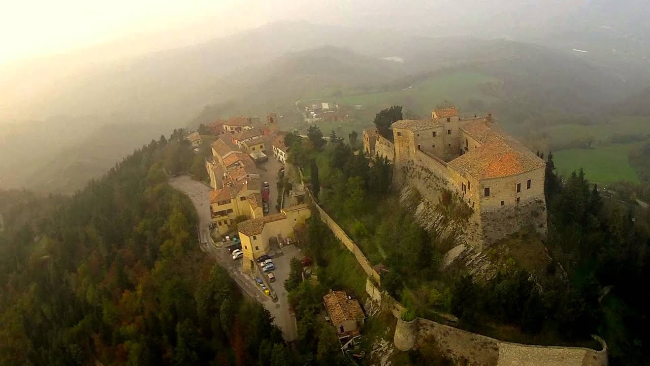 Montebello - Castello di Azzurrina