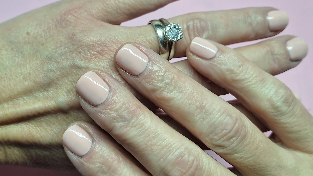 OPI  'Bubble Bath'
