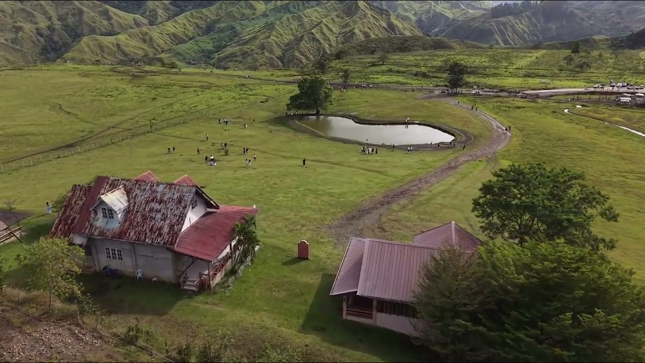 Lover’s Lane, Communal Ranch Bukidnon