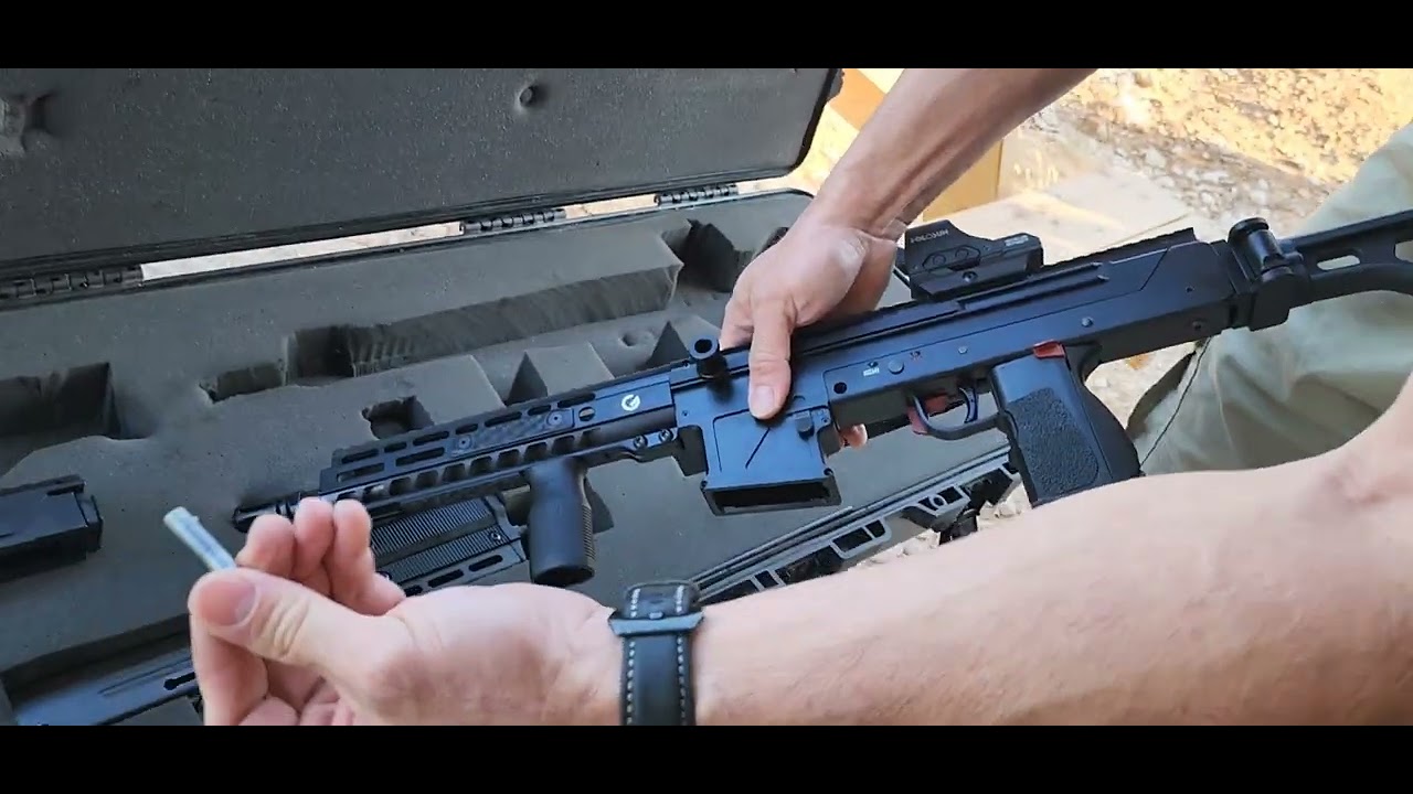 FULL AUTO SMG (MACHINE GUN) 3 DIFFERENT LAGE MANUFACTURING UPPERS. 22LR,9MM ,556 controled range.