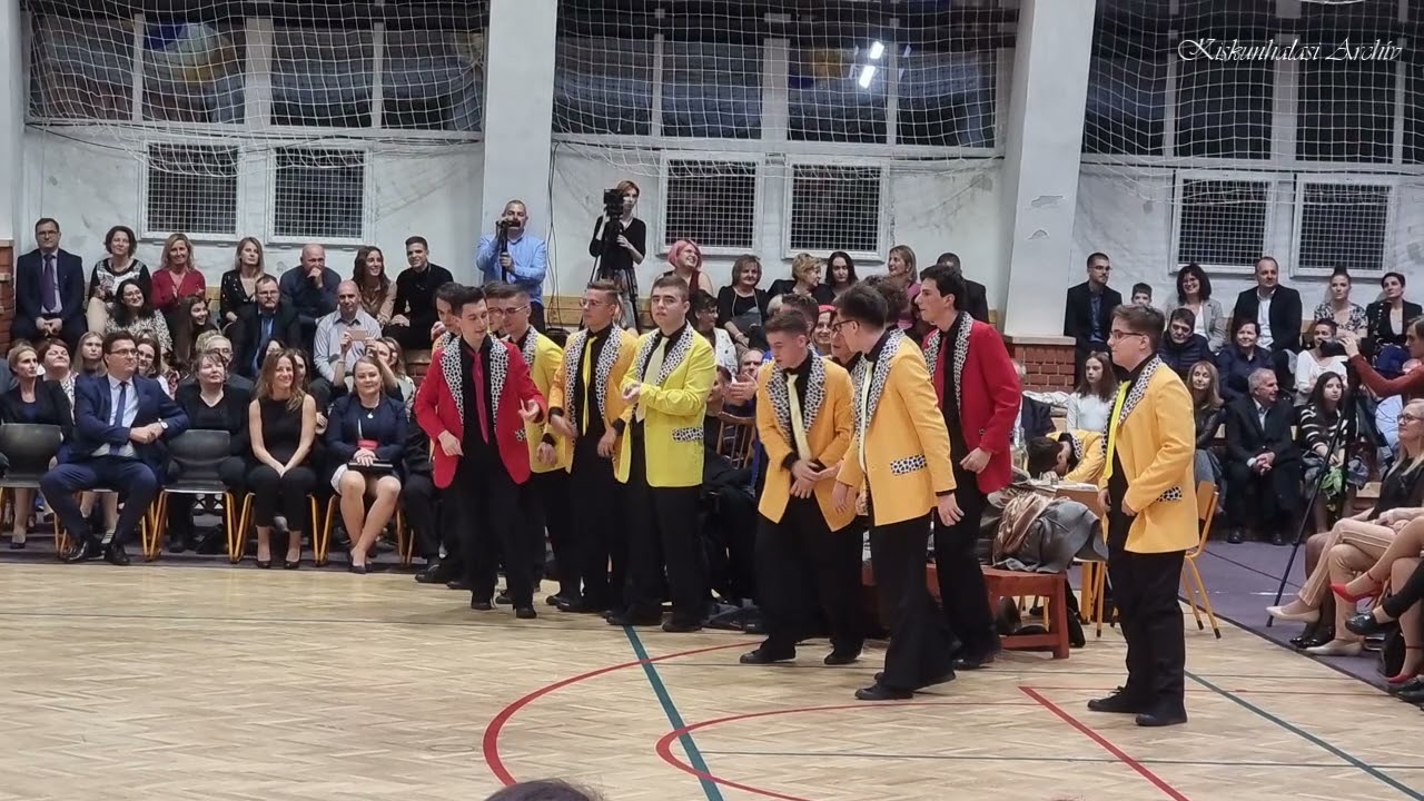 Bibó István Gimnázium. (2021)
