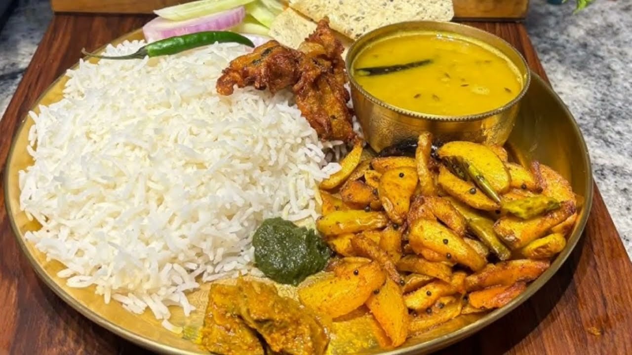 ये नए मसालेदार चटपटे आलू का स्वाद आपको दीवाना बना देगा | Sukhi Aloo Ki Sabji | Dry Aloo Sabzi Recipe