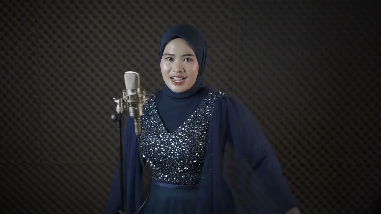 SANG DEWI (cover) by Lathifah Riansa
