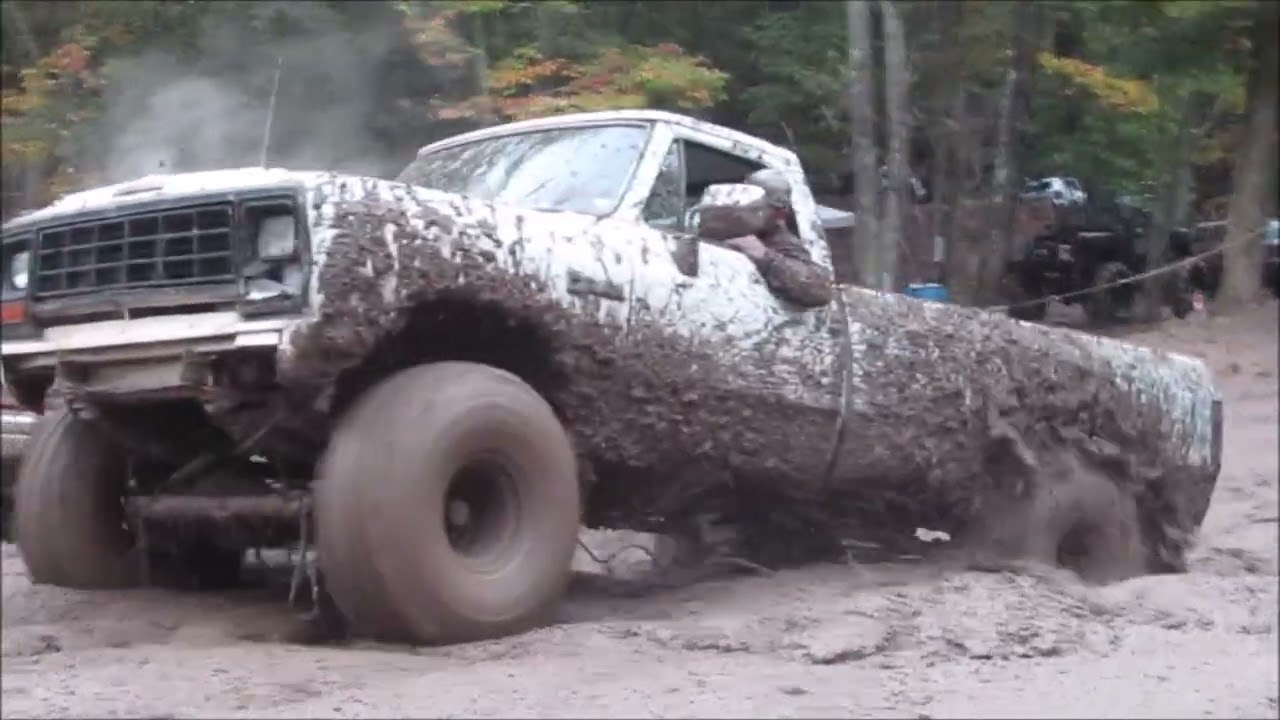 2023 FALL PINE SWAMP MUD BOG/PETERS WHITE DODGE MUD TRUCK IN ACTION. A VIDEO FEATURE.