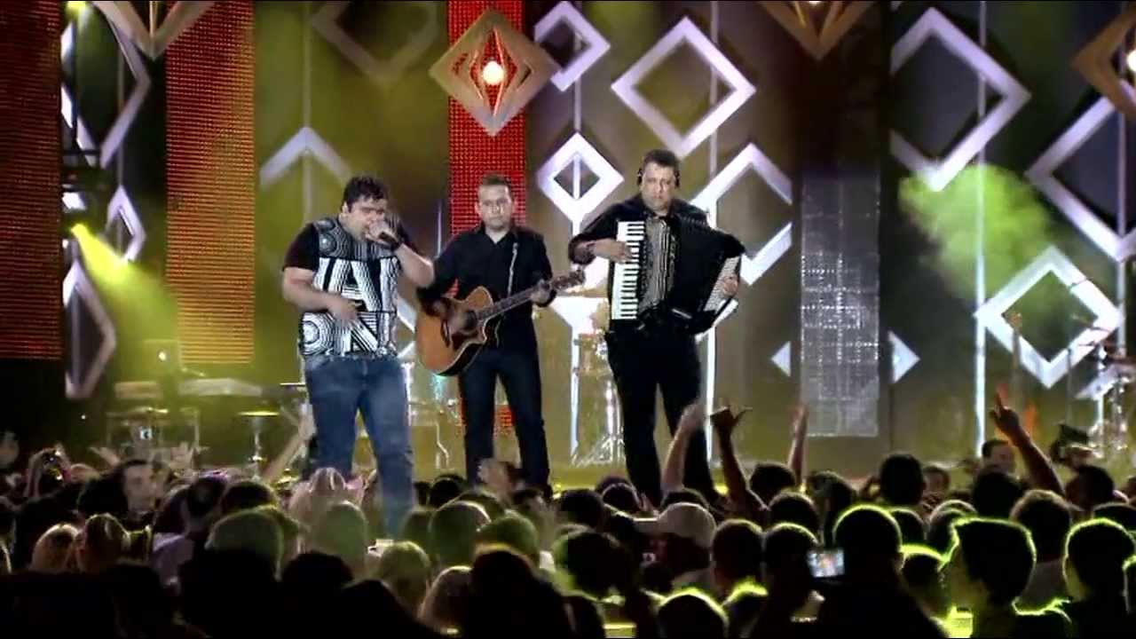 Relber e Allan - Pout-Pourri Acústico / Ao vivo em Governador Valadares