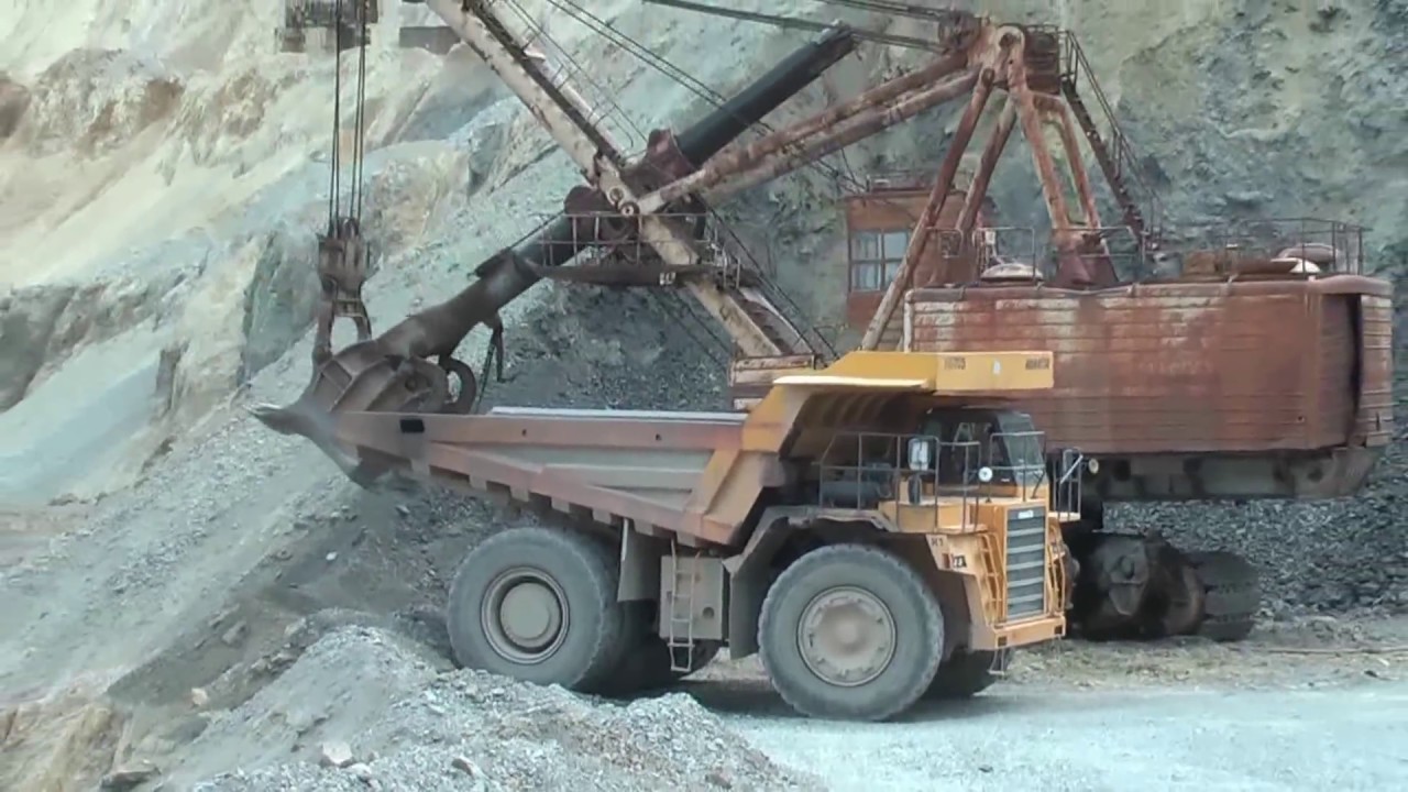Biggest rigid dump trucks in Romania