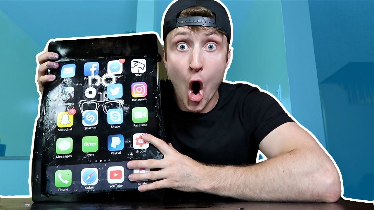 СДЕЛАЙТЕ ГИГАНТСКИЙ МАРМЕЛАДНЫЙ IPHONE СВОИМИ РУКАМИ!! (БОЛЕЕ 100 ФУНТОВ КИСЛЫХ КОНФЕТ) НЕВОЗМОЖНО?