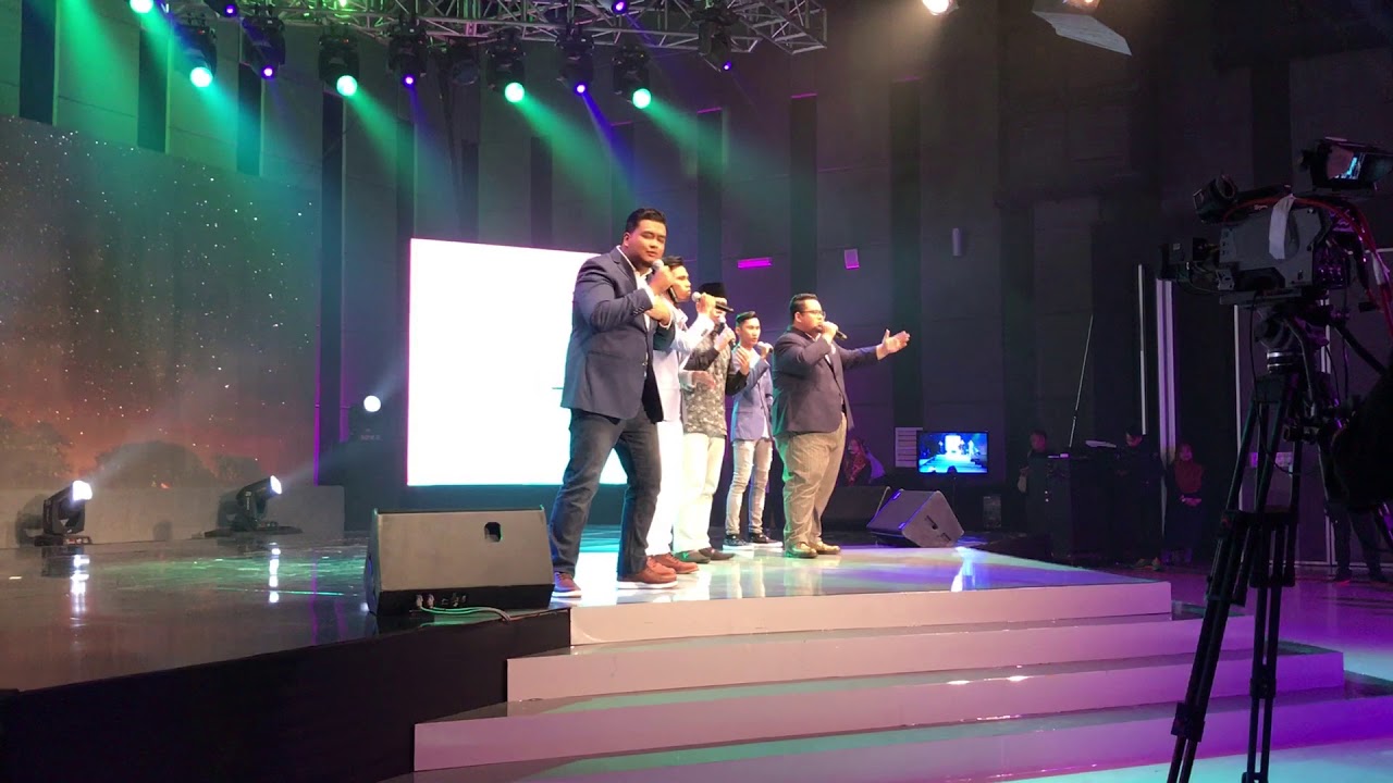 Ajarkan Aku Setia Semi Final #AN17 (Fan Cam 2)