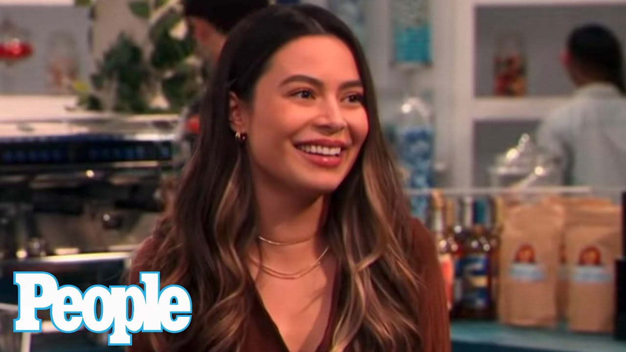 Miranda Cosgrove Reflects on Teen Fame Ahead of 'iCarly' Reboot | PEOPLE