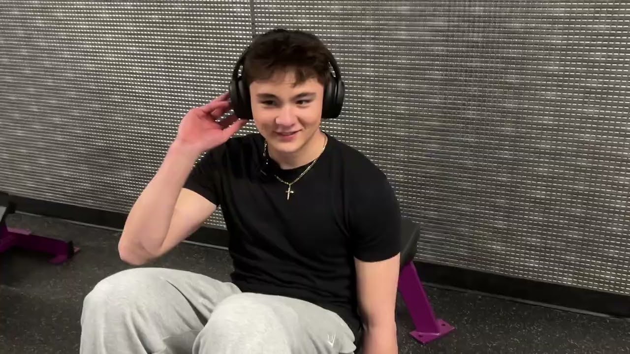 Chest Day shenanigans 