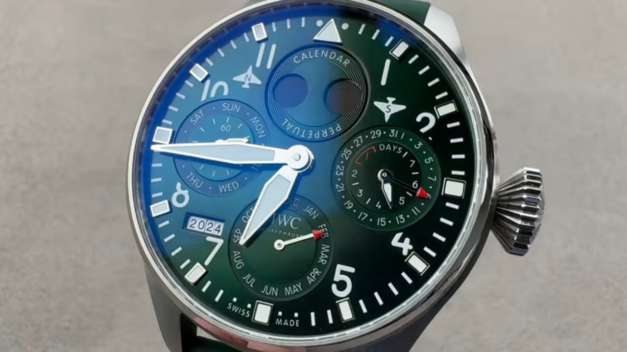 IWC Big Pilot's Watch Perpetual Calendar Green IW5036-08 Green Dial IWC Watch Review