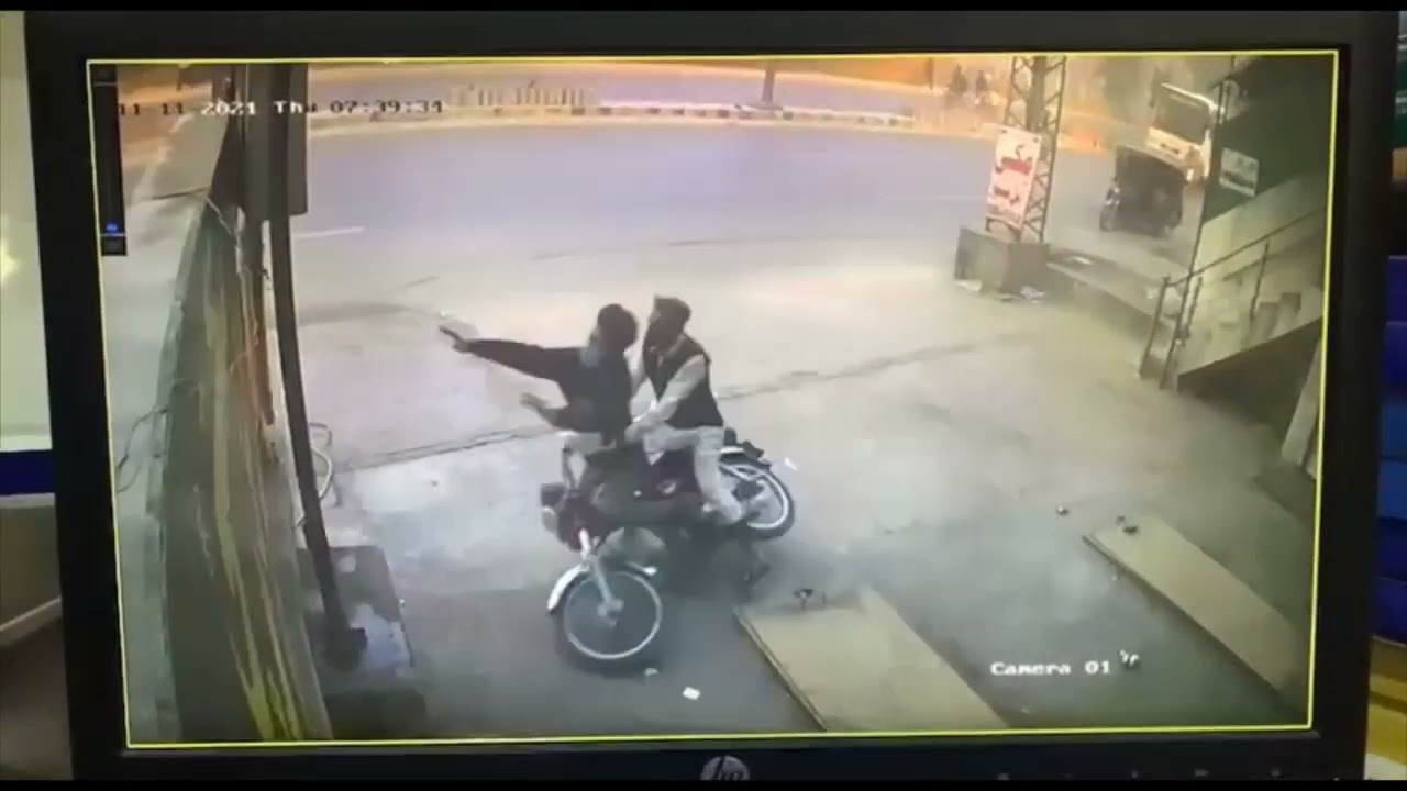 Please understand the value of Helmet ⛑️ #trending #india #safety
