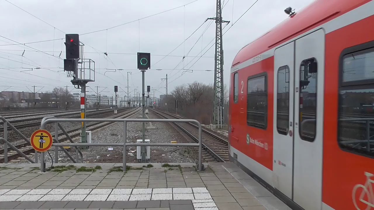 Ausfahrt BR 423 Dreifachtraktion aus Hirschgarten als S4 richtung Geltendorf