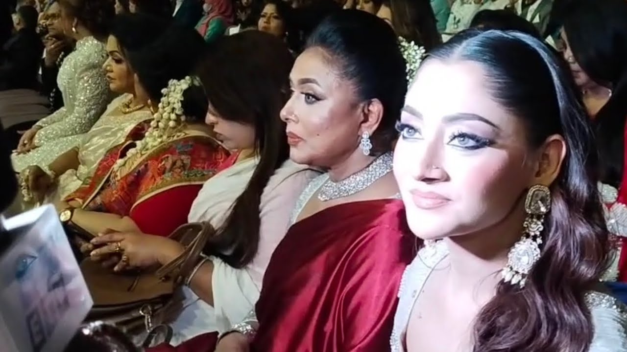 সোনালী যুগের তারকা এবং এই যুগের একজন তারকা বলেনতো তাদের নাম কি?SAK Tv