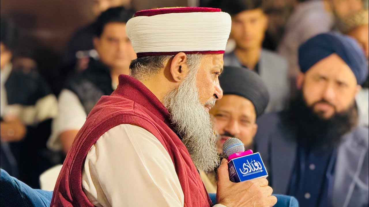Alhaj Owais Raza Qadri Entry Full Video | Mehfil e shehnshah e baghdad | #naat #owaisrazaqadri 