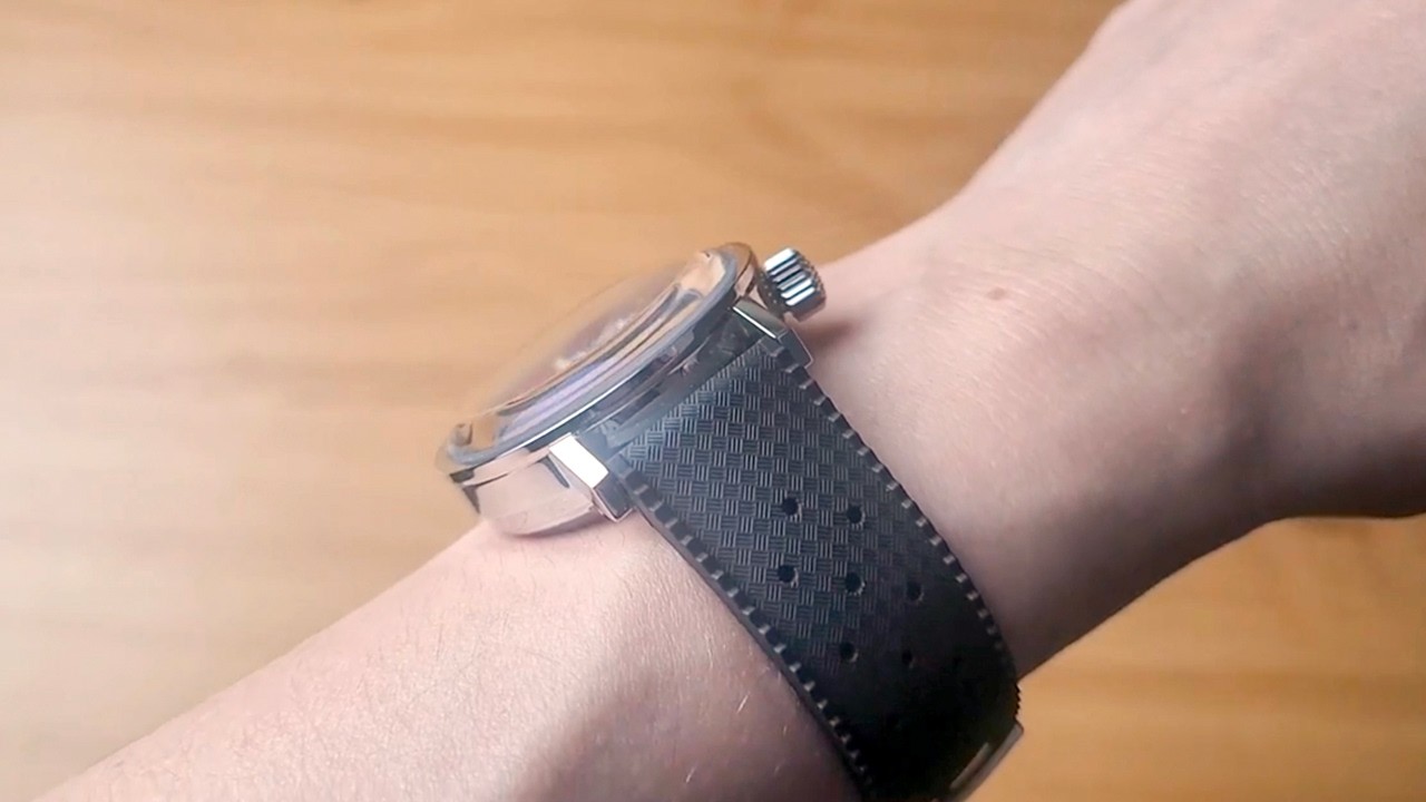 La 1ère montre de plongée Française étanche à 200M !