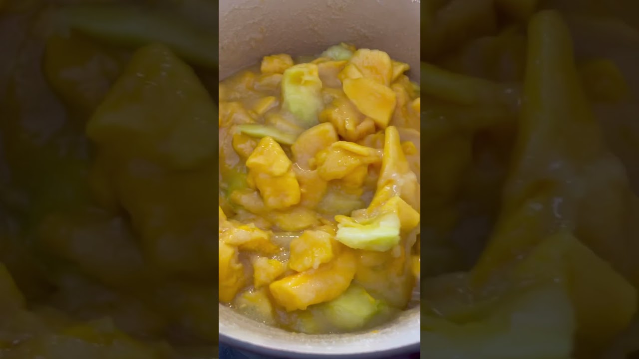 This fresh and fruity mango jam uses just 3 ingredients! #mango #mangorecipe #canning #jam #recipe