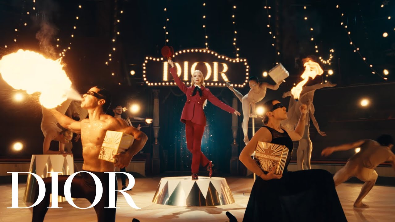 Dior Holiday - Circus of Dreams