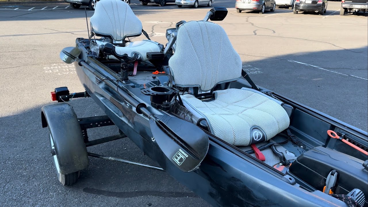 Testing out my Feelfree Lure 2 kayak