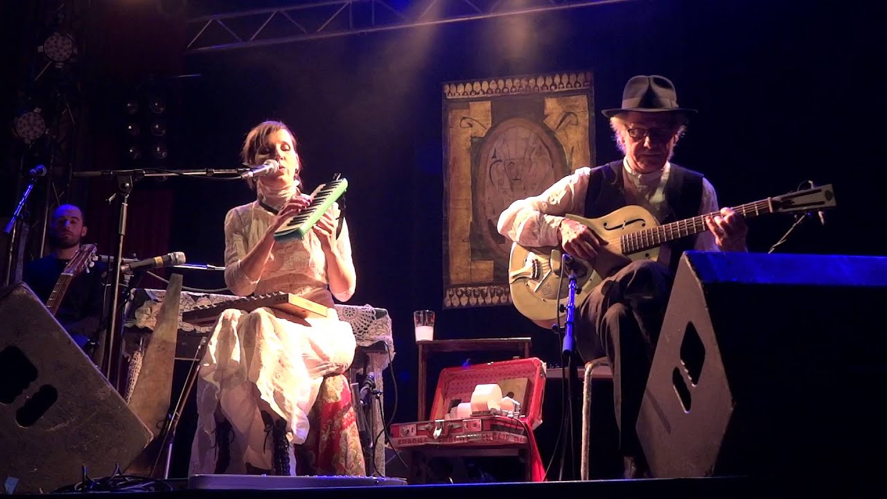 Meret Becker - Walzer Für Den Wintervogel / Eternity / Schneekönigin - Berlin 2016 (3/4)
