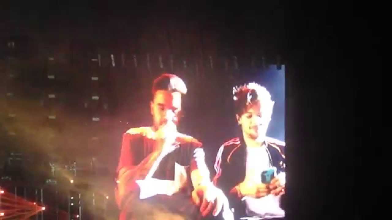 Little things + Best song ever - One direction - Live in Dublin 17-10-2015