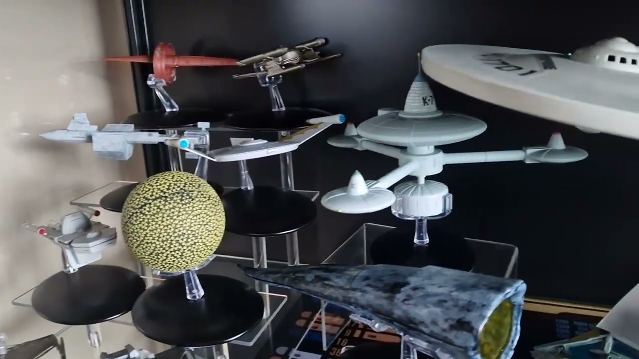 Eaglemoss and fanhome star trek starships 