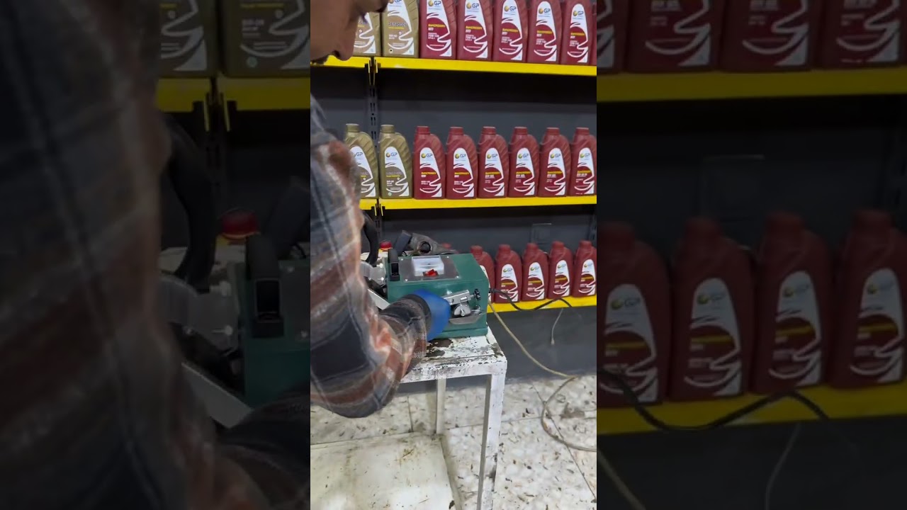 هەموو هەفتەیەک چاوەڕوانی فحسی ڕۆن بنزۆرترین هاوڕێیت تاگ بکە