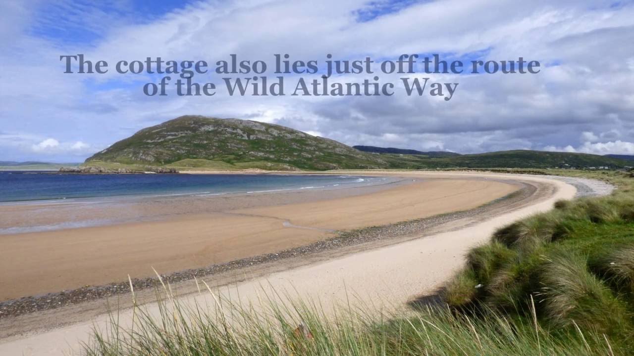 Brookeside Cottage - A Thatched Cottage near Carndonagh, Inishowen Peninsula
