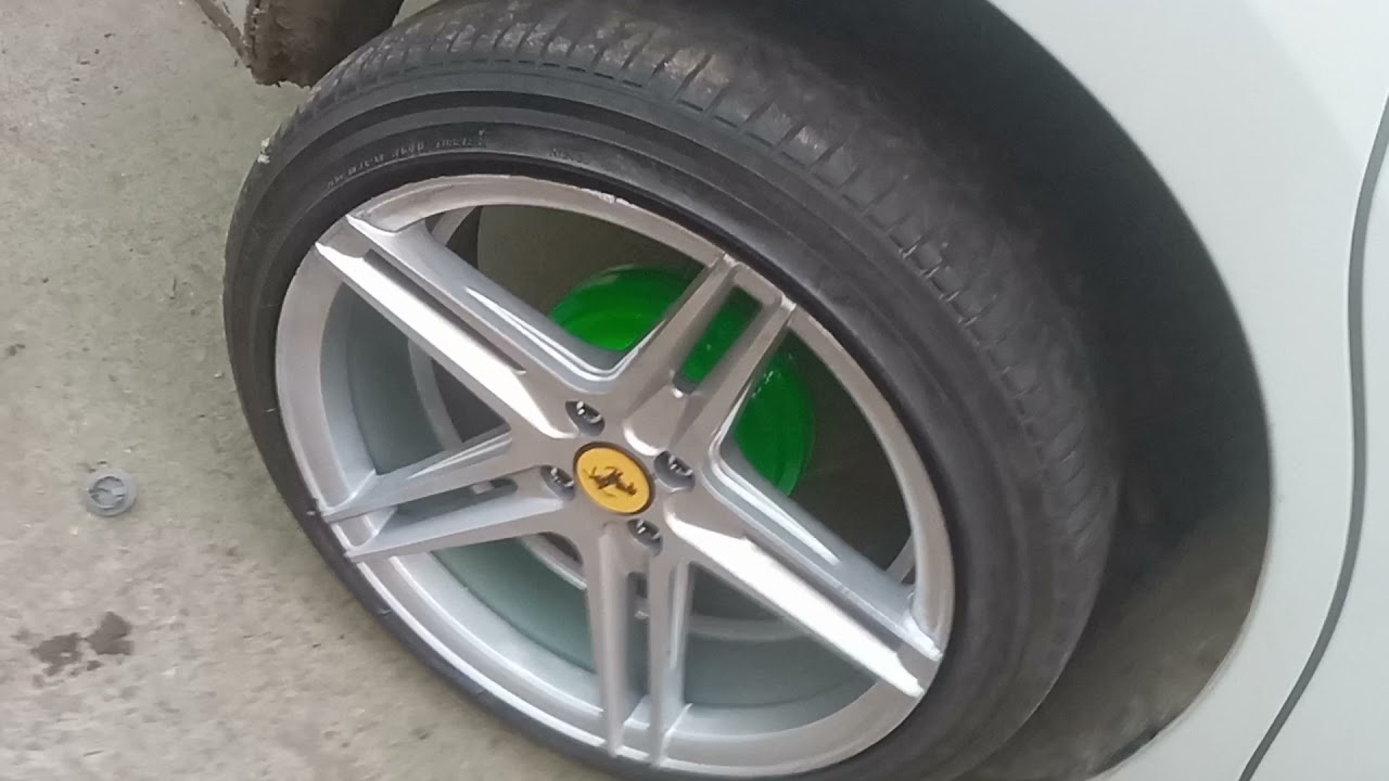 17 inch vossen silver Vidya tyre MRP 25000  Mayapuri w17.location