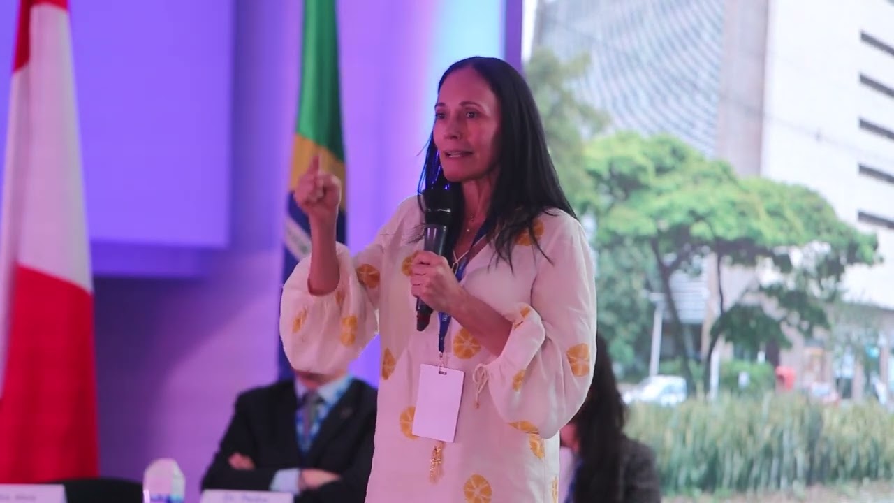 Dra. Alicia Cortés - Cirugía estética del estrabismo