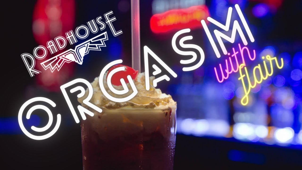 Screaming Orgasm with flair | Roadhouse cocktails