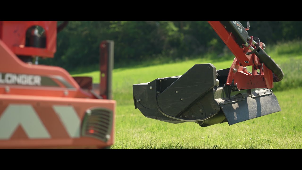 KUHN EP5050SPA - příkopová sekačka (marketing promo)