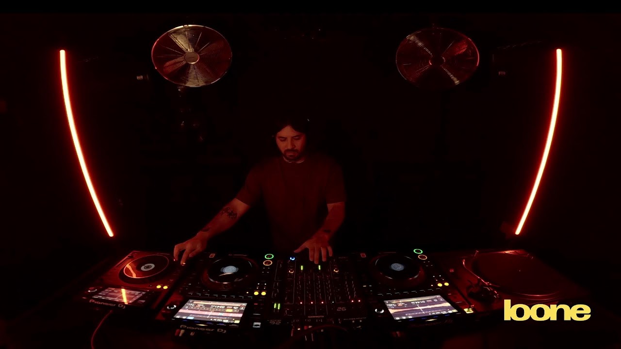 Loone LIVE x OUT OF PLACE w/ MICHAEL IUS