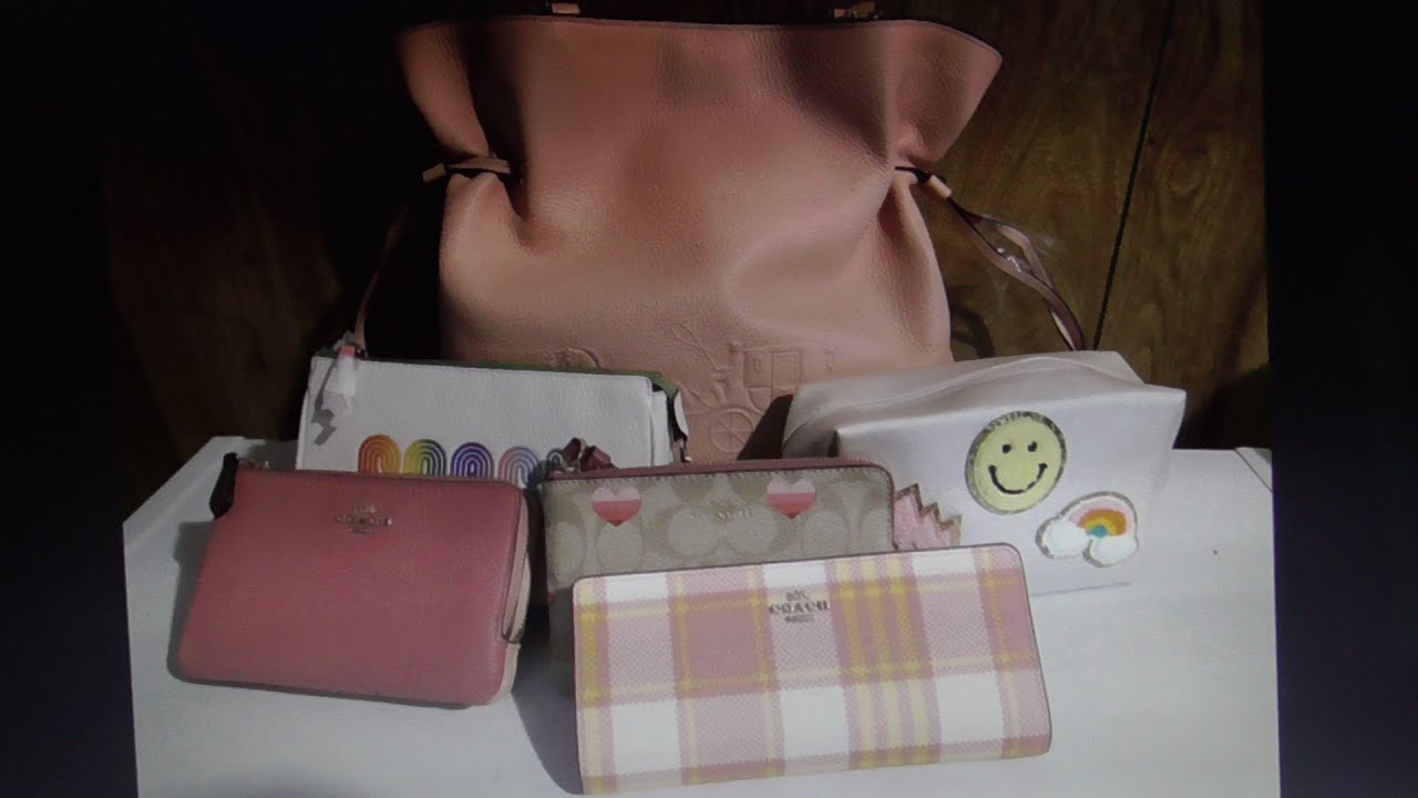 WIMB COACH ANDY TOTE!!