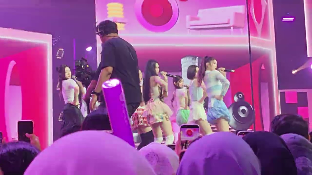 251204 Hearts2Hearts 하츠투하츠｜FOCUS @ Spotify Wrapped Live Indonesia 2025 Fancam [4K60]