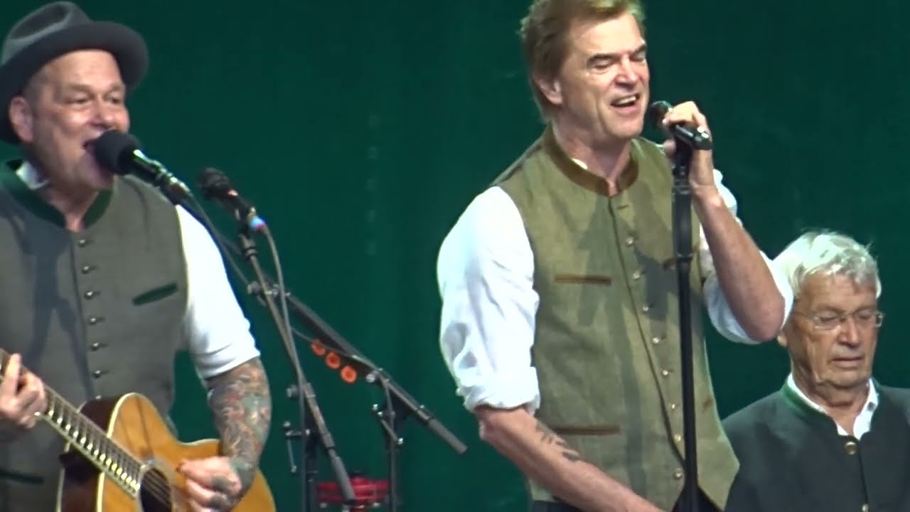 Die Toten Hosen & Die Well-Brüder - Entschuldigung, es tut uns leid! (15.8.2023 in Stuttgart)