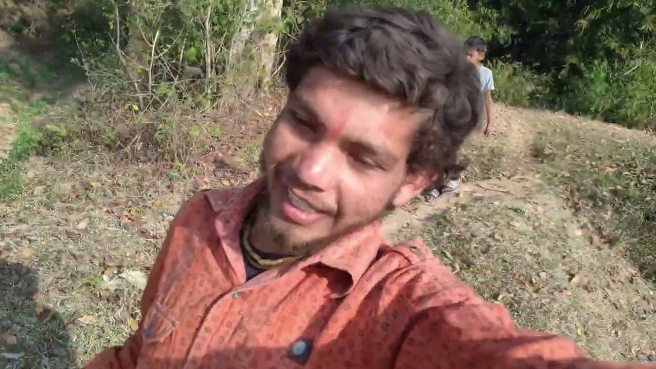 gaon ka block mein matar Tut raha hai aaj hamara#trending #farming #viral 
