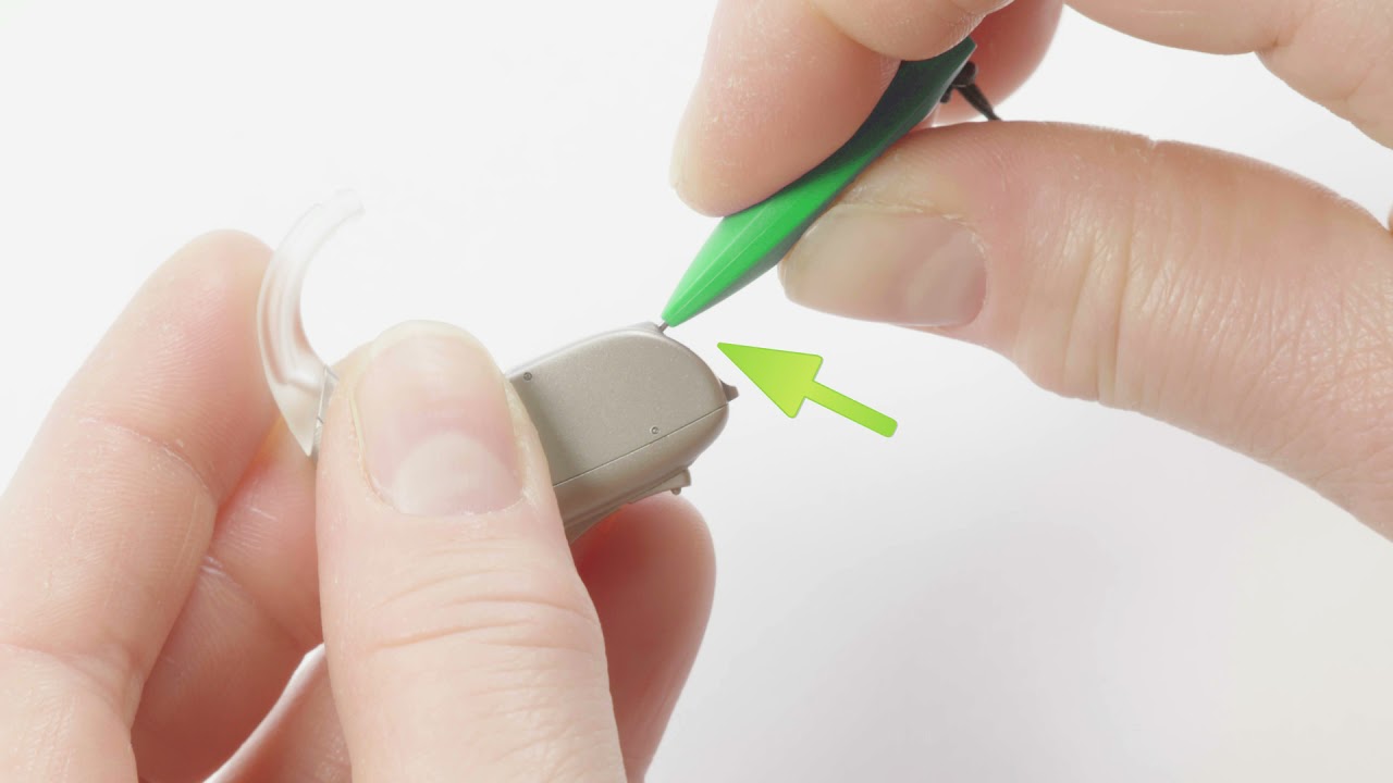 How to open the tamper resistant battery drawer on Oticon Opn Play BTE PP and Xceed Play BTE SP