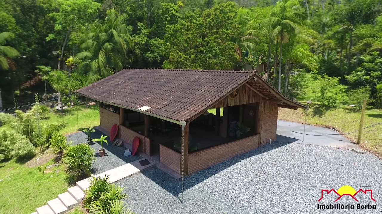 Ch&aacute;cara Mobiliada com 02 quartos Quiriri, Joinville - Santa Catarina