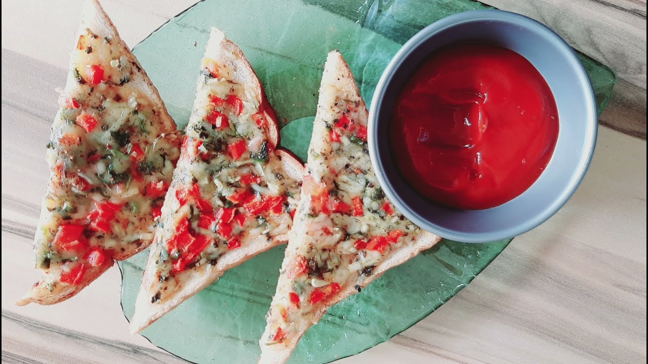 Chilli Cheese Toast//Street Style Sandwich//5 Min Easy Snack/Crispy Masala Cheese Toast//#87