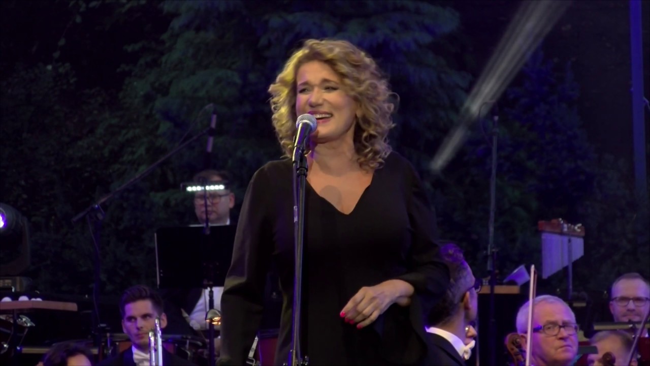 Kaziu, zakochaj się - Joanna Trzepiecińska