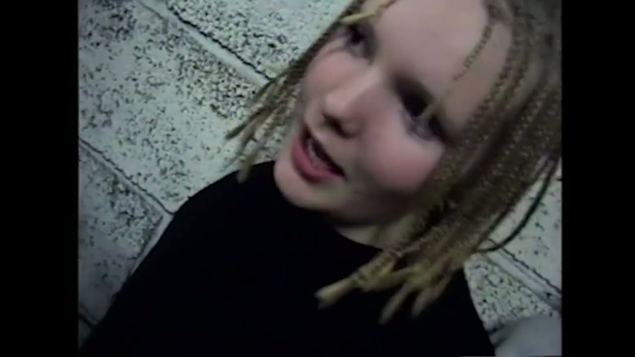 Þorvaldur Davíð og Sara Dís - Skólarapp(1995)