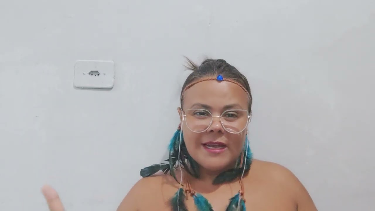 Geral com a cigana Maria Rosa amor do passado retorna que do solado sente que é sortudo tá sofrendo
